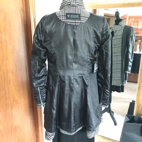 Gues Coat Black and White - Picture 14 of 16